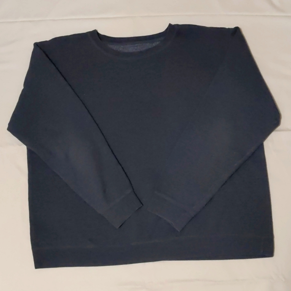 Dark grey sweatshirt